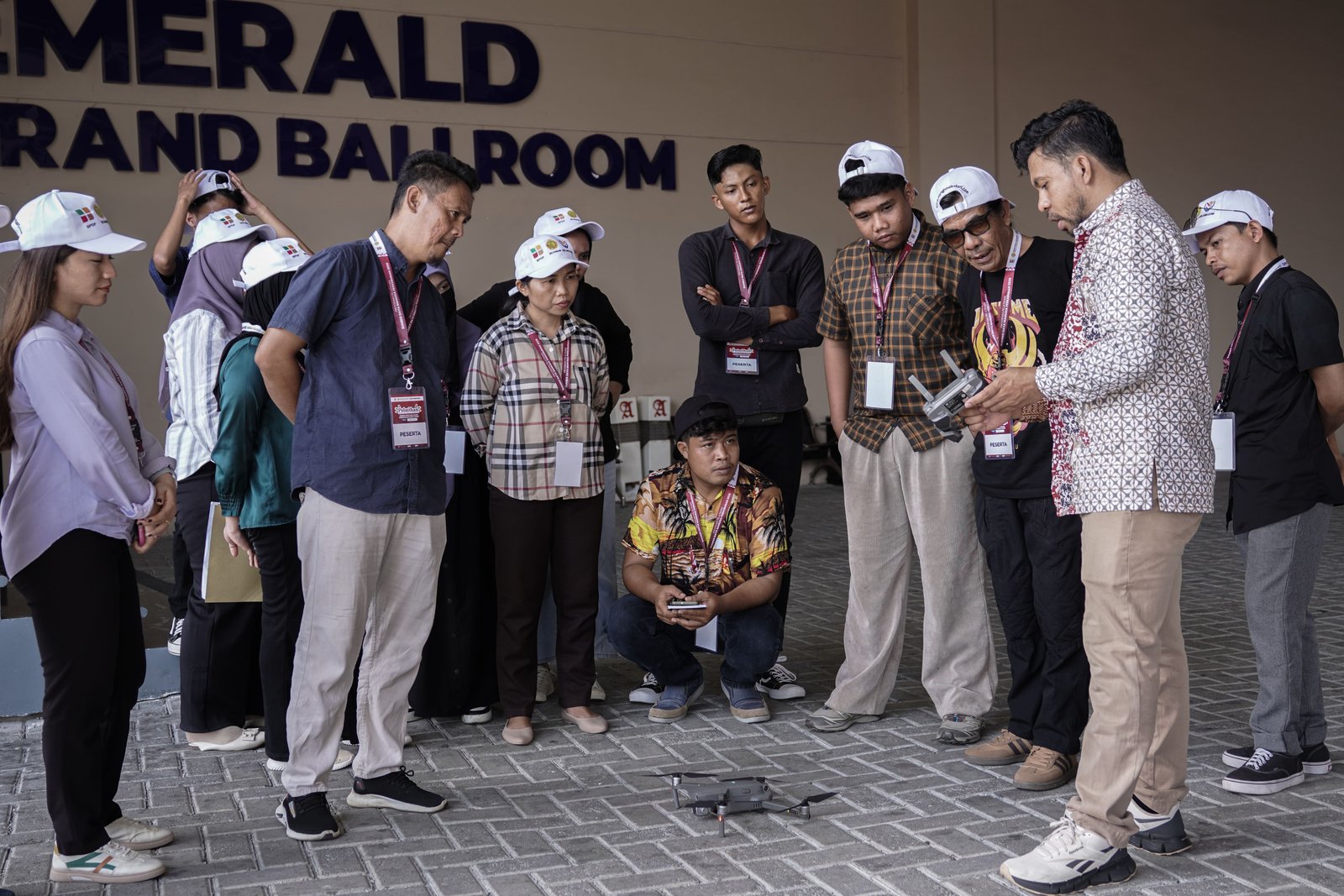 Pekebun Morowali Praktik Langsung Pemetaan Kebun Berbasis Drone bersama DGL Learning Institute